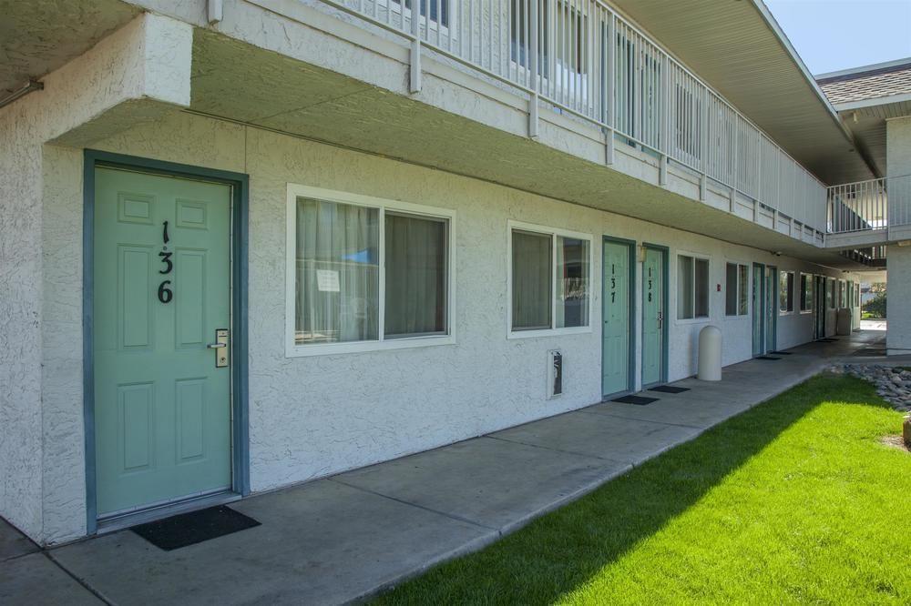 Motel 6 Mesa North Exterior photo