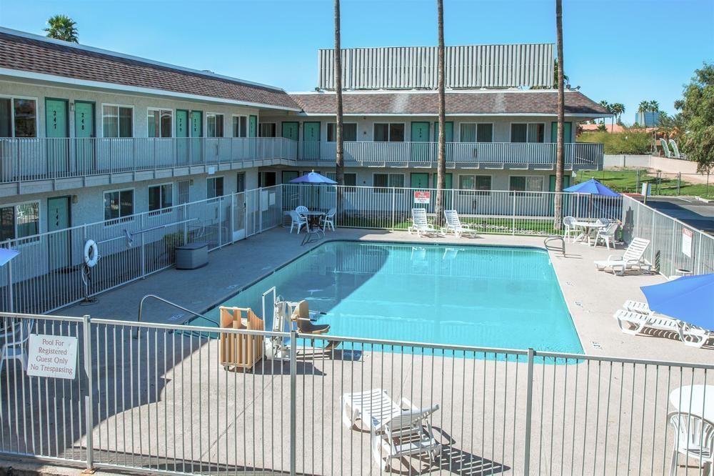 Motel 6 Mesa North Exterior photo